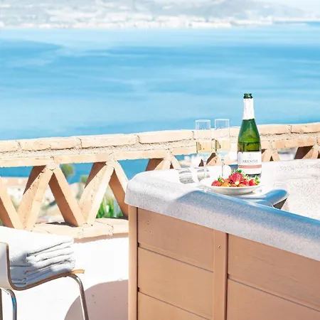 Lovely With Jacuzzi And Heated Pool Вилла *